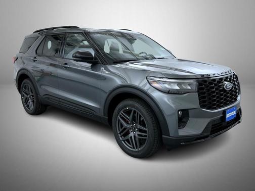 Carbonized Gray Metallic 2026 Ford Explorer ST-Line