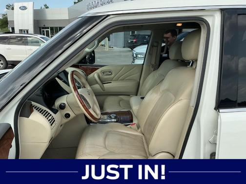 Majestic White 2016 INFINITI QX80 Base