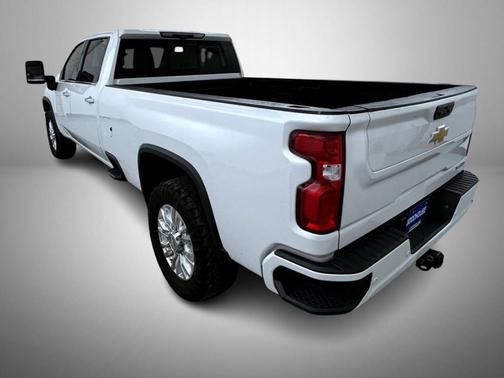 2022 Chevrolet Silverado 2500 High Country