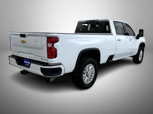 2022 Chevrolet Silverado 2500 High Country