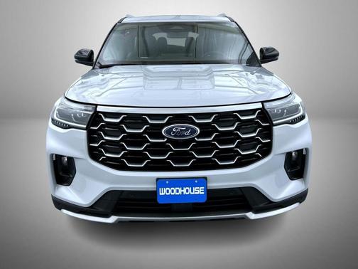 White Metallic 2025 Ford Explorer Platinum