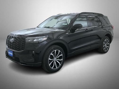 Agate Black Metallic 2026 Ford Explorer ST-Line