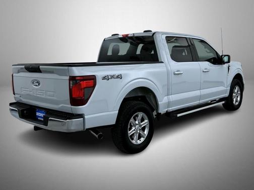 White Metallic 2025 Ford F-150 XLT