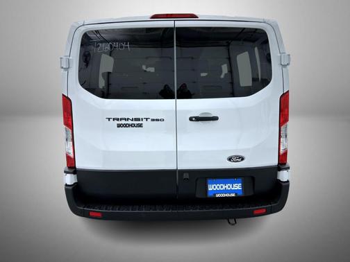 Oxford White 2026 Ford Transit-350 XL