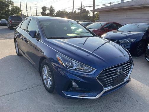 2018 Hyundai SONATA SE
