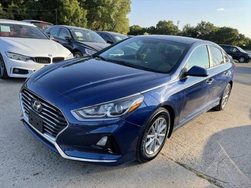 2018 Hyundai SONATA SE