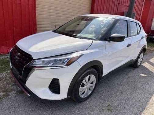 2023 Nissan Kicks S