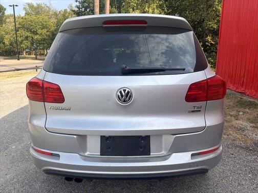 2016 Volkswagen Tiguan R-Line