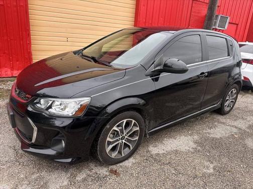 2020 Chevrolet Sonic FWD Hatchback LT 5-Door
