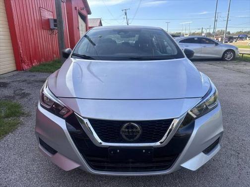2020 Nissan Versa 1.6 S