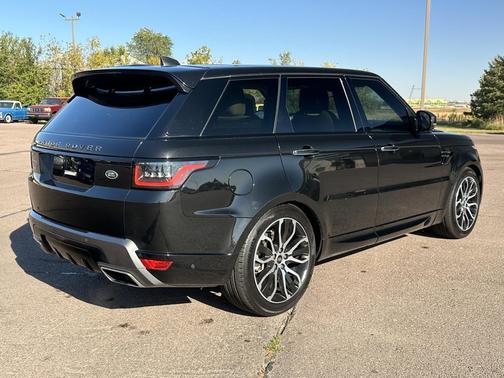 2022 Land Rover Range Rover Sport HSE Silver Edition
