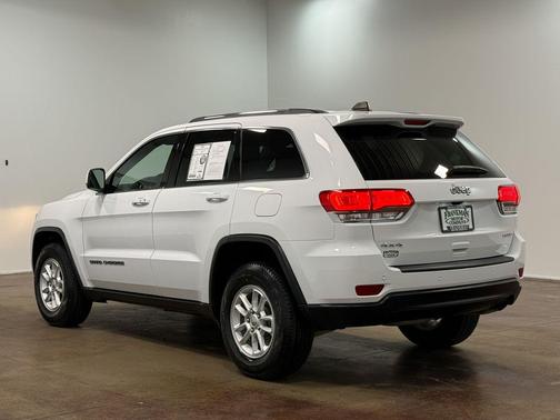 2018 Jeep Grand Cherokee Laredo E