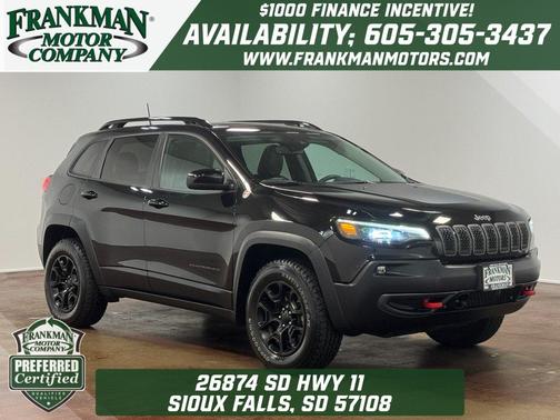 2022 Jeep Cherokee Trailhawk
