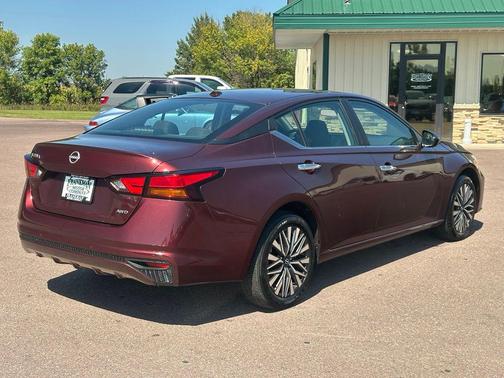 Garnet Pearl Metallic 2025 Nissan Altima 2.5 SV