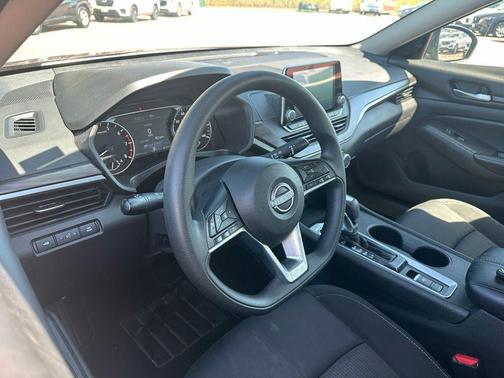 Garnet Pearl Metallic 2025 Nissan Altima 2.5 SV