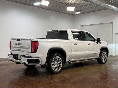 White Frost Tricoat 2020 GMC Sierra 1500 Denali