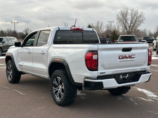 2023 GMC Canyon AT4