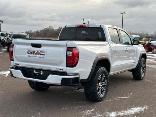 2023 GMC Canyon AT4