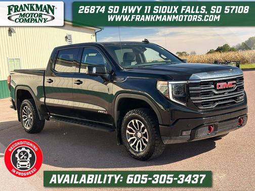 Onyx Black 2023 GMC Sierra 1500 AT4