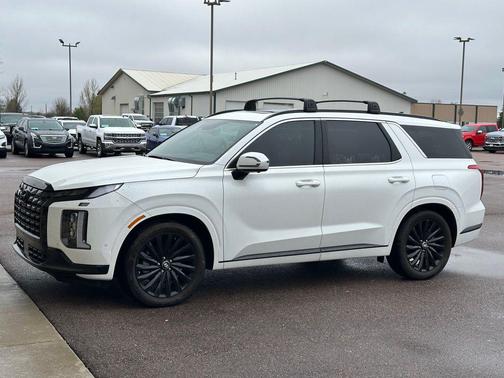 Hyper White 2025 Hyundai PALISADE Calligraphy Night Edition