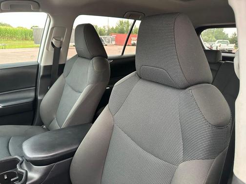 Ice Cap 2023 Toyota RAV4 Hybrid LE