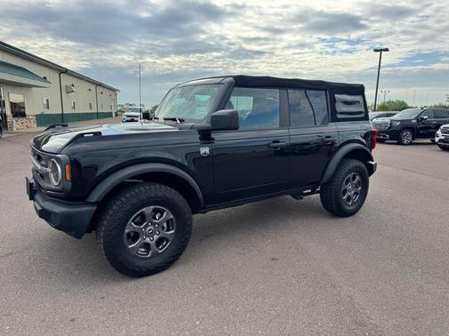 Shadow Black 2022 Ford Bronco Big Bend