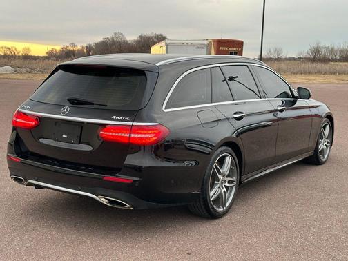 2019 Mercedes-Benz E-Class 4MATIC