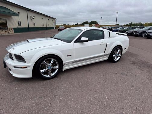 Performance White Clearcoat 2007 Ford Mustang Shelby GT