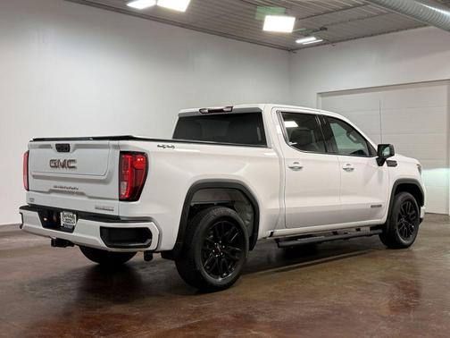 Summit White 2022 GMC Sierra 1500 Elevation