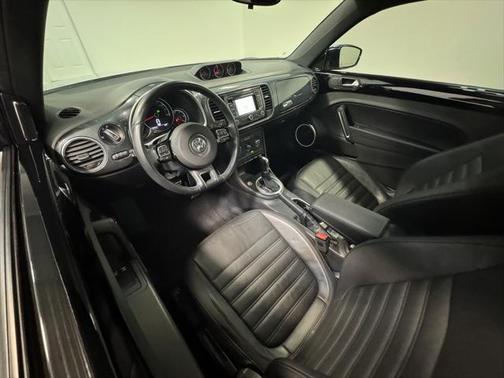 2013 Volkswagen Beetle 2.0T Turbo