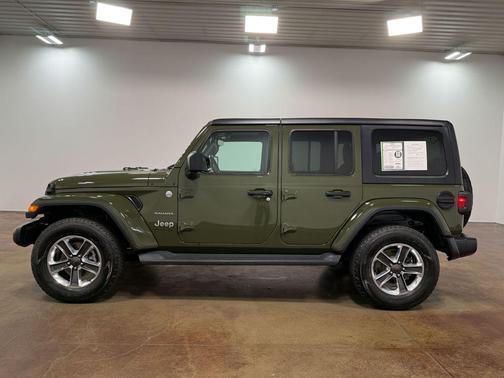 Sarge Green Clearcoat 2023 Jeep Wrangler 4-Door Sahara