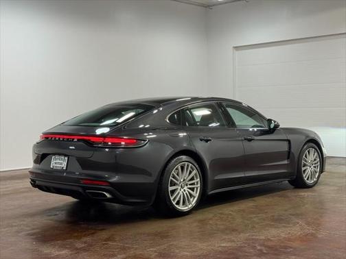 2021 Porsche Panamera 4