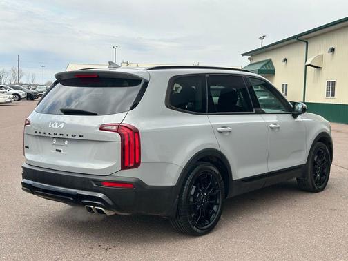 Wolf Gray 2022 Kia Telluride SX