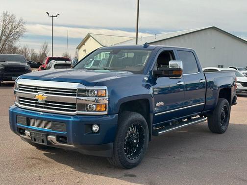 Deep Ocean Blue Metallic 2015 Chevrolet Silverado 2500 High Country