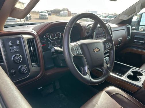 Deep Ocean Blue Metallic 2015 Chevrolet Silverado 2500 High Country