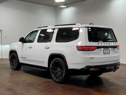 2024 Jeep Wagoneer Series II Carbide