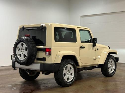Sahara Tan Clearcoat 2011 Jeep Wrangler Sahara