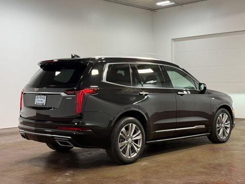 2023 Cadillac XT6 Premium Luxury AWD