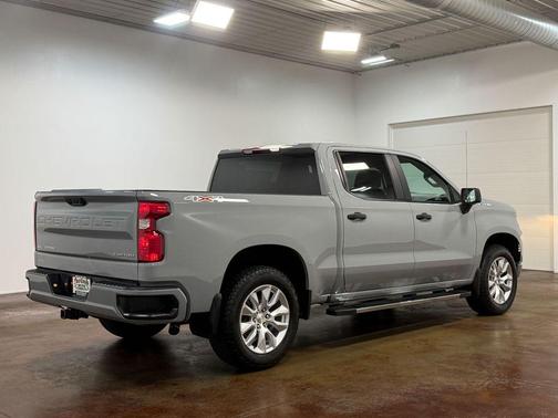 Slate Grey Metallic 2024 Chevrolet Silverado 1500 Custom