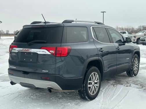 Dark Sky Metallic 2019 GMC Acadia SLE-2
