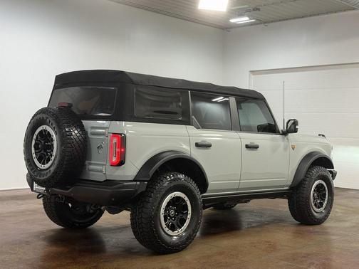 2021 Ford Bronco Badlands