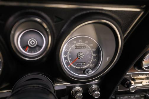 1973 Ford Mustang Base