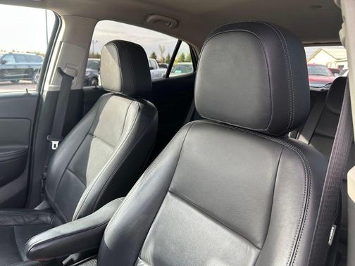 Ebony Twilight Metallic 2017 Buick Encore Essence