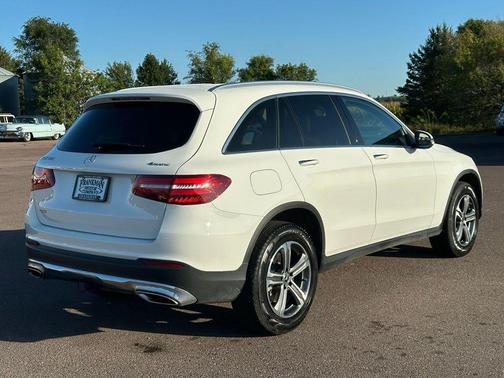 Polar White 2019 Mercedes-Benz GLC 300 4MATIC