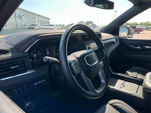 Df 2023 GMC Yukon Denali