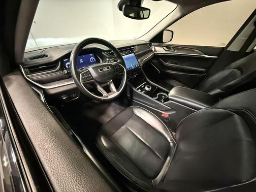 Rocky Mountain Pearlcoat 2022 Jeep Grand Cherokee L Limited