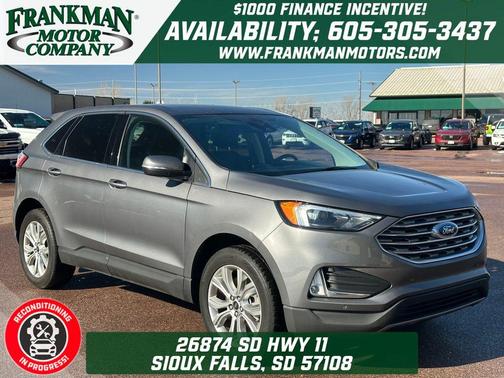 2024 Ford Edge Titanium