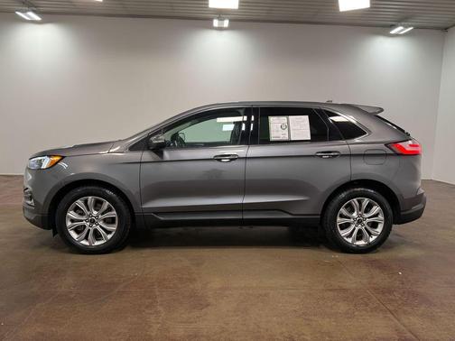 Gray Metallic 2024 Ford Edge Titanium