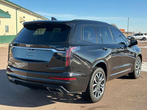 2022 Cadillac XT6 Sport AWD