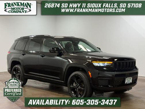 Diamond Black Crystal Pearlcoat 2023 Jeep Grand Cherokee L Altitude